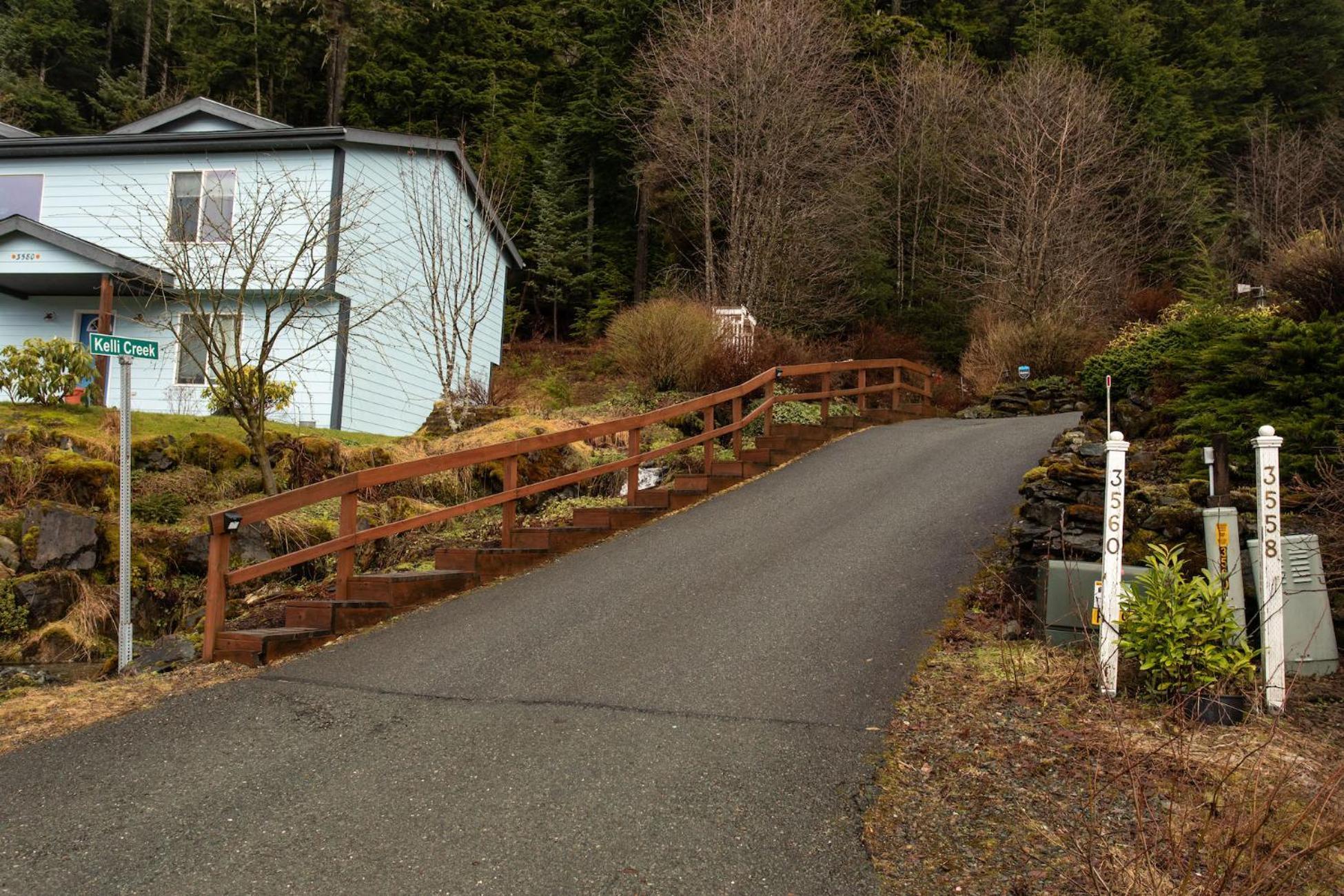 Kelli Creek Cottage - Reduced Price On Tours Juneau Zewnętrze zdjęcie